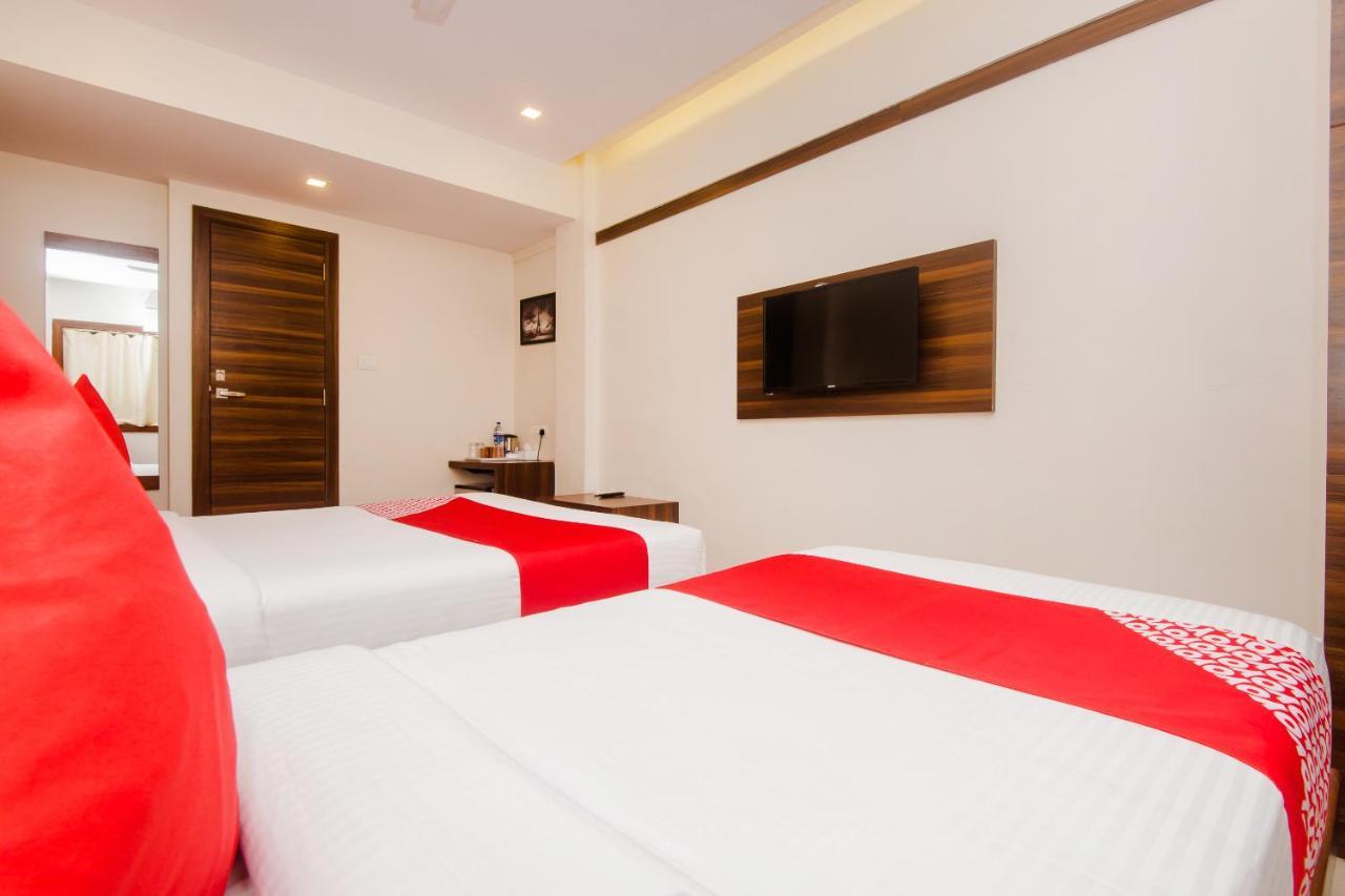International- Near T2 International Airport होटल Mumbai